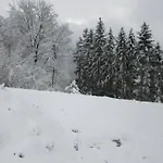 L'a Cote, Plain-pied Sans Vis-a-vis. Nyaraló *