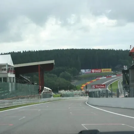 L'a Cote, Plain-pied Sans Vis-a-vis. Spa